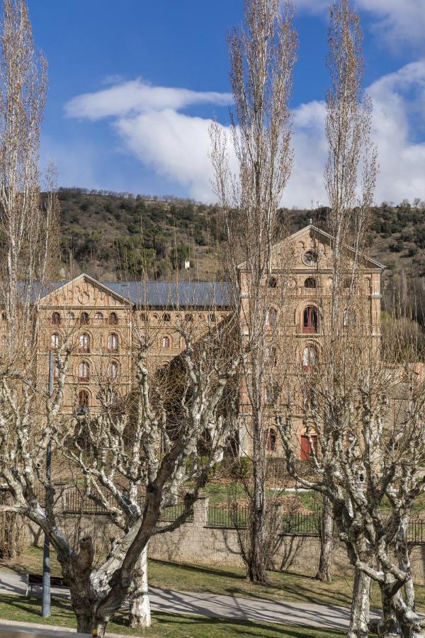 Parador De La Seu D'Urgell Exteriér fotografie